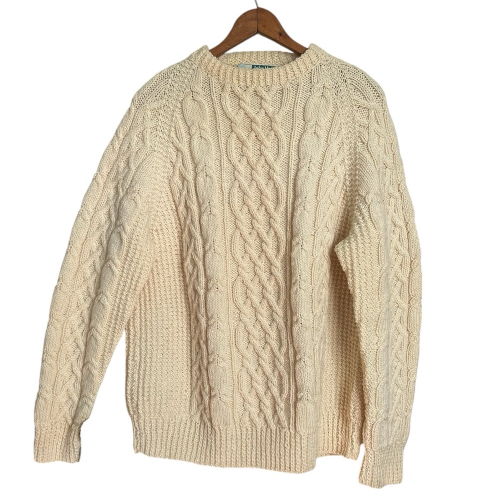Vintage 100% wool 1950s Abercrombie and fitch chunky cable knit sweater cream M
